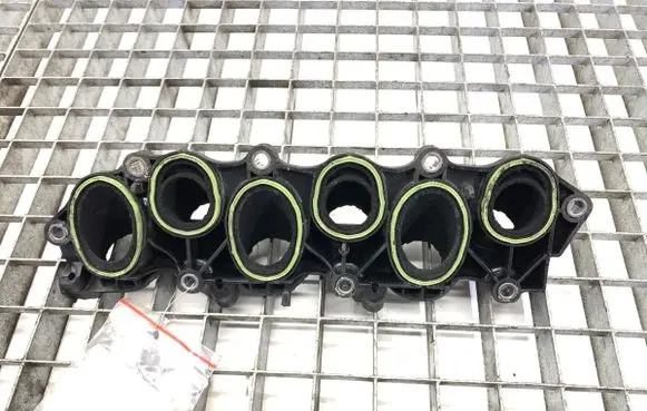 Audi Q8 Intake manifold 059129765