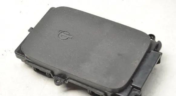 Hyundai Ioniq Battery charger (optional) 95560G7100