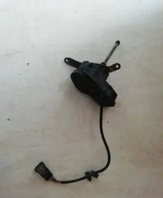 Volvo S40, V40 Headlight washer pump 0390206961