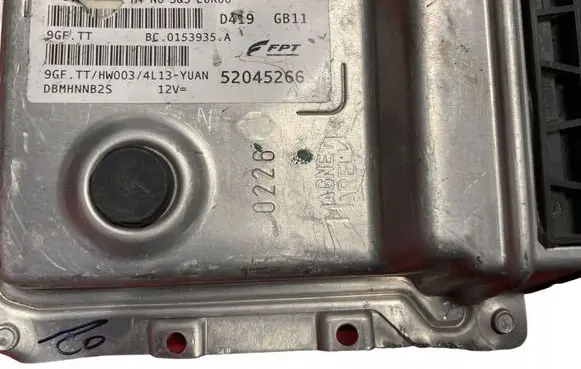 Lancia Ypsilon Engine control unit/module 52045266