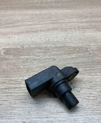 BMW 3 E46 Camshaft position sensor 2249320