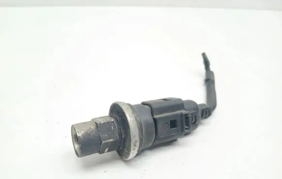 Air conditioning (A/C) pressure sensor