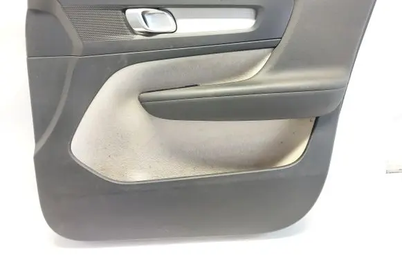 Volvo XC40 Front door card panel trim VOLXC40TAP08029871