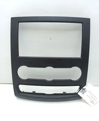Volkswagen Crafter Radio/GPS head unit trim A9066800017