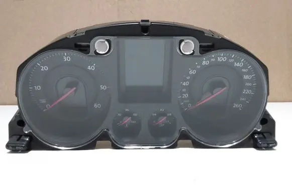 Volkswagen PASSAT B6 Speedometer (instrument cluster) 3C0920871
