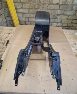 Ford Mondeo MK IV Armrest 9U485885 9898706 700H1ANA
