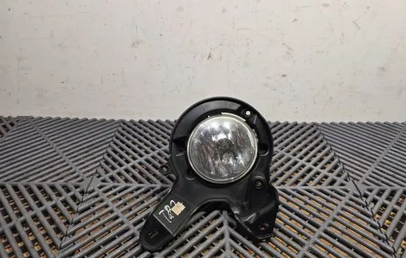 Toyota C-HR I Front fog light 90008490 8121002110