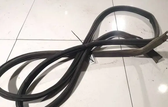 Fiat Ducato Rubber seal front coupe door