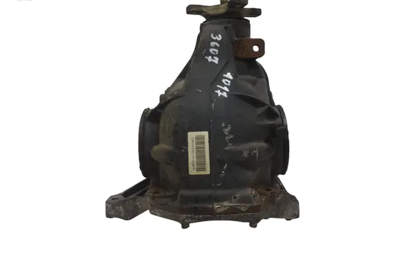 Mercedes-Benz CLS C218 X218 Rear differential A2043510508