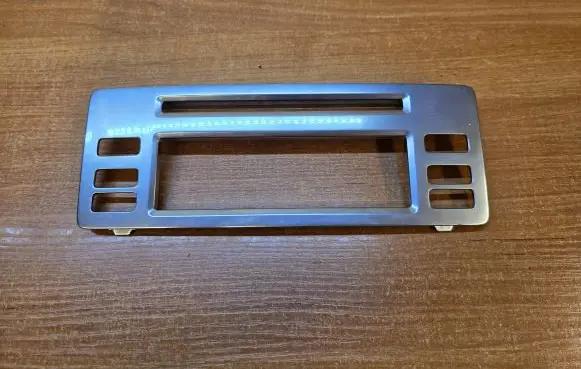 Volvo XC70 Radio/GPS head unit trim 30643648