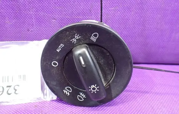Light switch