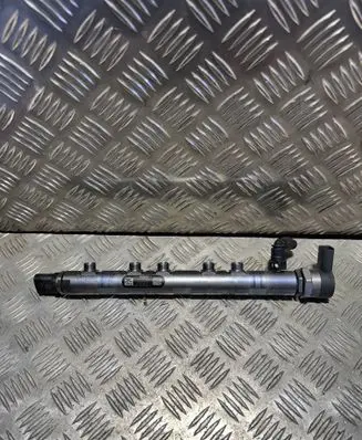 Toyota Avensis T270 Fuel main line pipe 0445214278