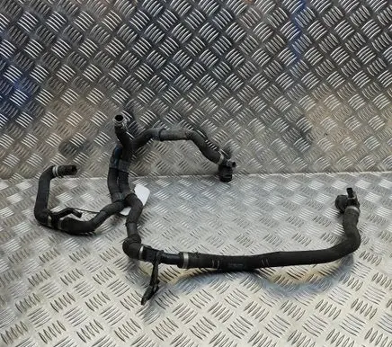 Porsche Taycan 9J1 Engine coolant pipe/hose 9J1815569D 9J1815568D