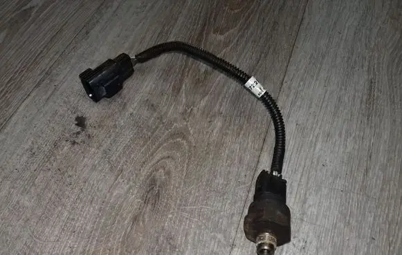 Volvo XC70 Brake power pressure regulator 