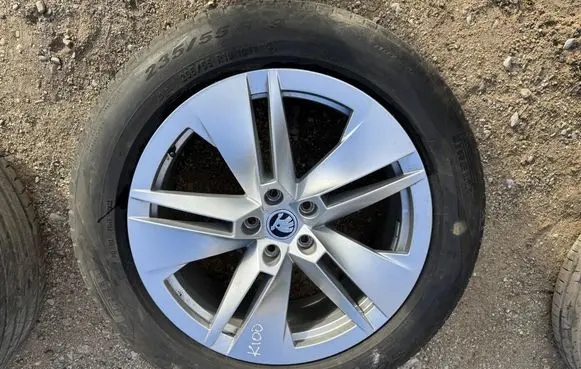 Skoda Enyaq iV R19 alloy rim 5LA601025B
