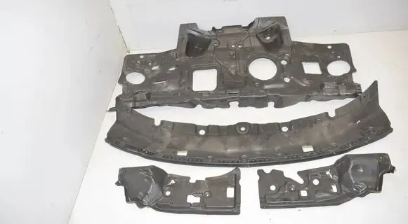 BMW 2 F46 Engine bonnet/hood sound/heat insulation 7298898 7301562 7298908