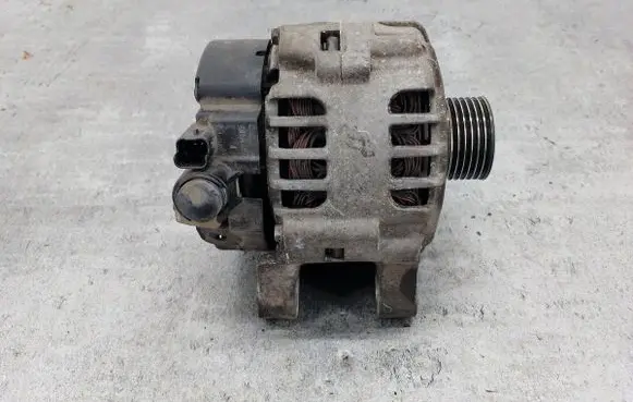 Citroen C4 I Generator/alternator 9656956280