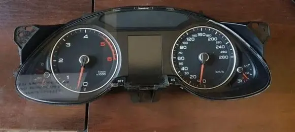 Audi A4 S4 B8 8K Speedometer (instrument cluster) 8K0920931J