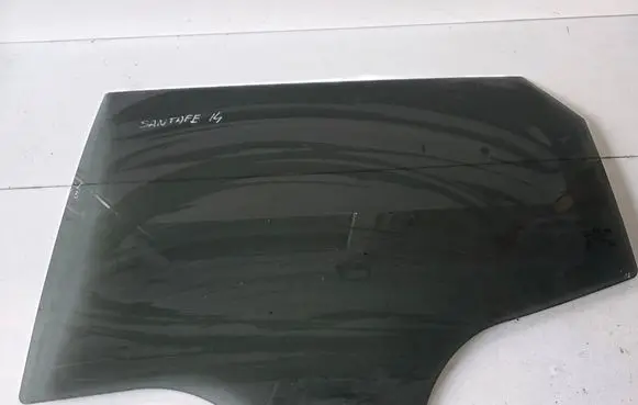Hyundai Santa Fe Rear door window glass 43R000399