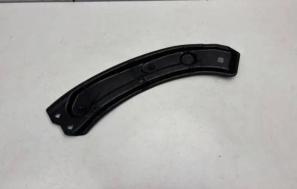 Audi Q3 8U Radiator support slam panel bracket 8U0805931