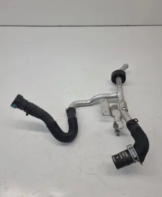 Coolant pipe/hose