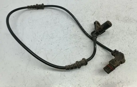 Mercedes-Benz S W220 ABS brake wheel speed sensor A2205400117 0265007001