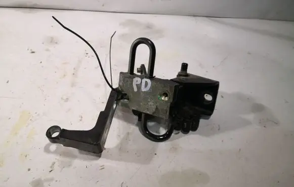 Front door hinge set