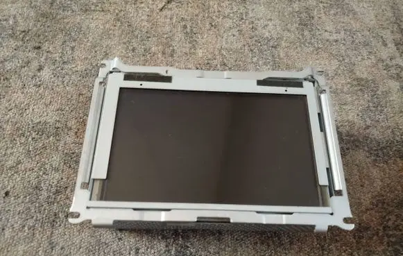 Jaguar XF X250 Screen/display/small screen 8X2310E889AD QFJG701A 081150677