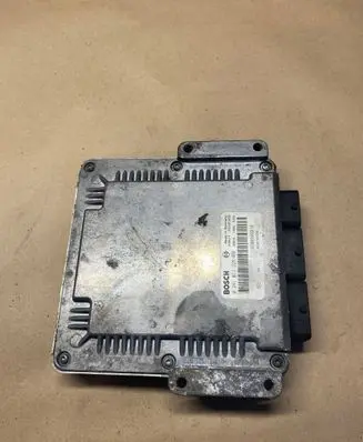 Renault Laguna II Engine control unit/module 8200309318 0281011325