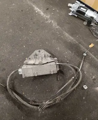 BMW X5 E70 Hand brake/parking brake motor 34436779451 6779451 P677945102