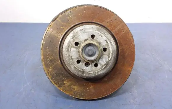 BMW 7 G11 G12 Front wheel hub spindle knuckle 6865661