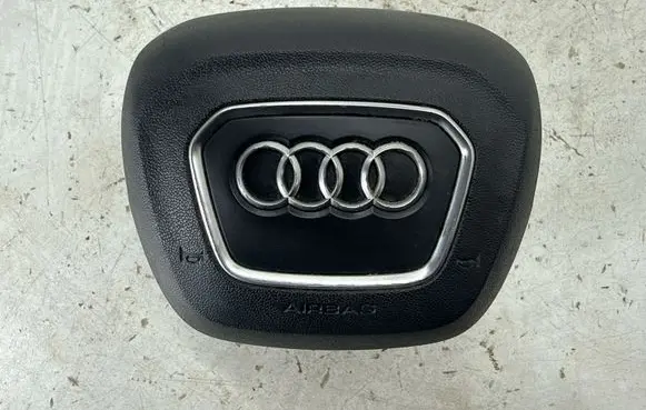 Audi Q3 F3 Steering wheel airbag 83A880201M 83A880201H 639990000