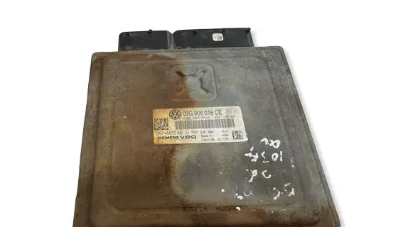 Volkswagen PASSAT B6 Engine control unit/module 03G906018CE 5WP45610AE
