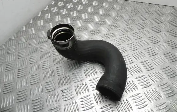 Alfa Romeo Giulietta Air intake hose/pipe VD16711