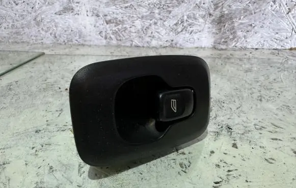 Volvo XC90 Electric window control switch 1383041 9401806