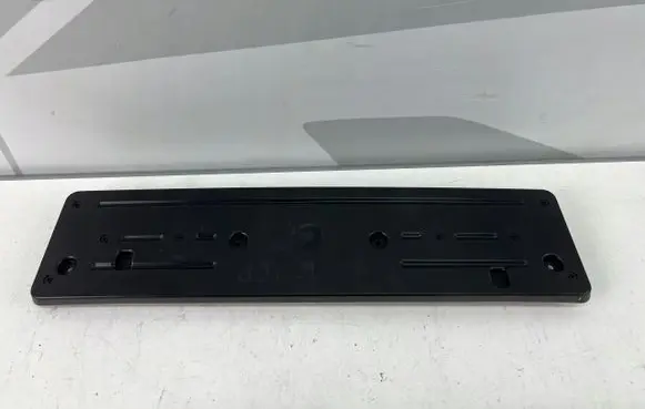 BMW 1 F40 Front bumper mounting bracket 