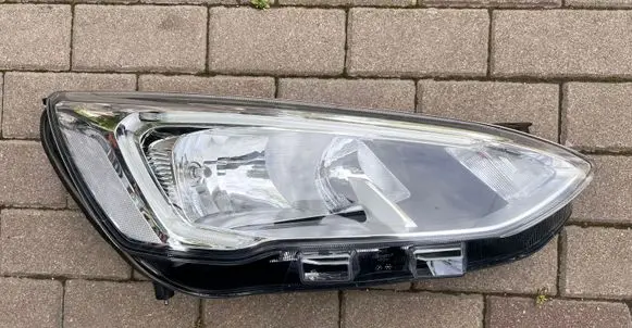 Ford Focus Headlight/headlamp JX7B13W029AE