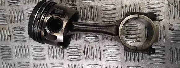 Audi A6 S6 C6 4F Piston with connecting rod 038jde