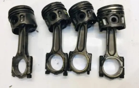 Peugeot 407 Piston 