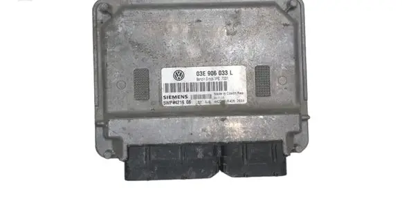 Skoda Fabia Mk1 (6Y) Engine control unit/module 03E906033L 5WP4421608 3PE7001