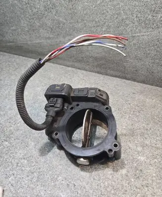 Mercedes-Benz E W212 Throttle valve A6510900370
