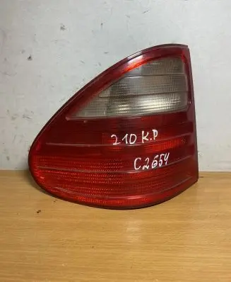 Mercedes-Benz E W210 Rear/tail lights A2108205464 C2654