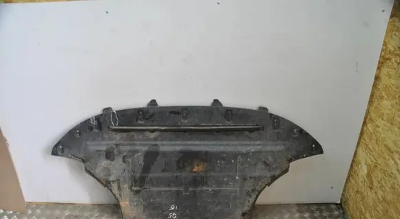 Audi Q5 SQ5 8R Engine splash shield/under tray 8R0863821B