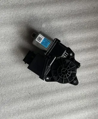 Hyundai Santa Fe Rear door window regulator motor 83450S1010