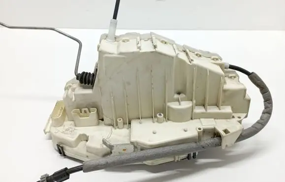 Mercedes-Benz S W221 Rear door lock A2217302435 450811631R