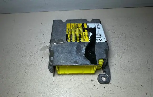 Toyota Avensis T250 Airbag control unit/module 8917005190 215955104