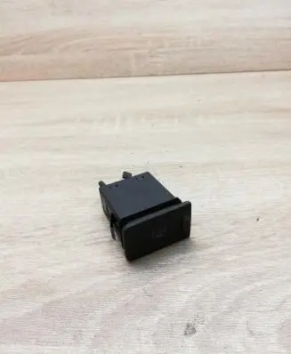 Volkswagen Golf IV Windscreen/window heater switch 1j0959621c