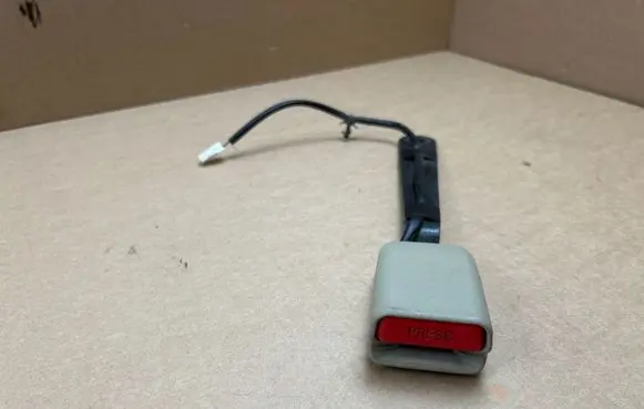 Nissan Murano Z51 Front seatbelt buckle