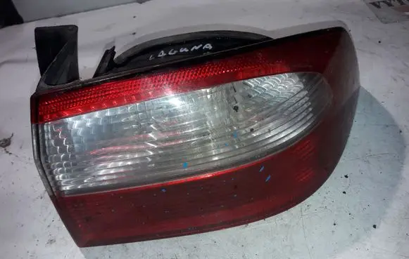 Renault Laguna II Rear/tail lights 8200002474