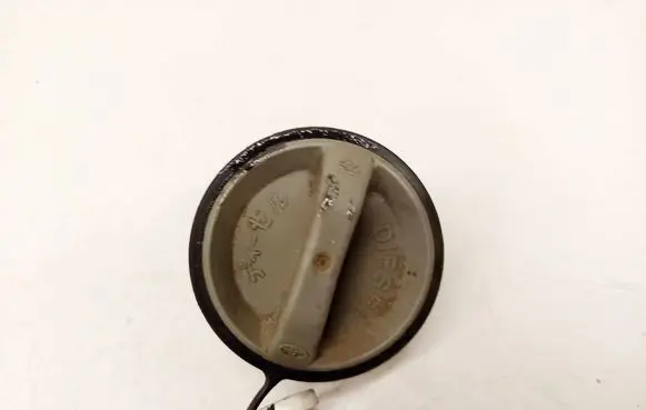 Toyota Avensis T250 Fuel tank filler cap 